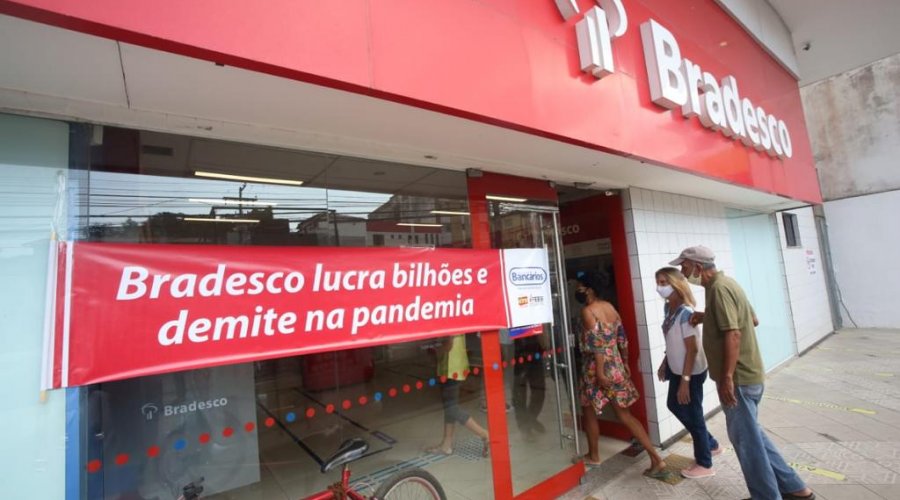 Bradesco fecha centenas de agências por todo país