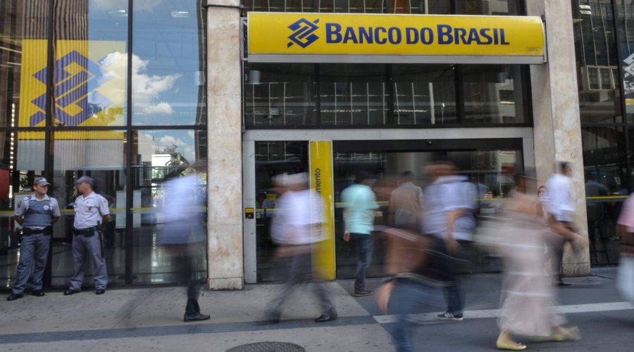 [Banco do Brasil defende reajuste para a diretoria]